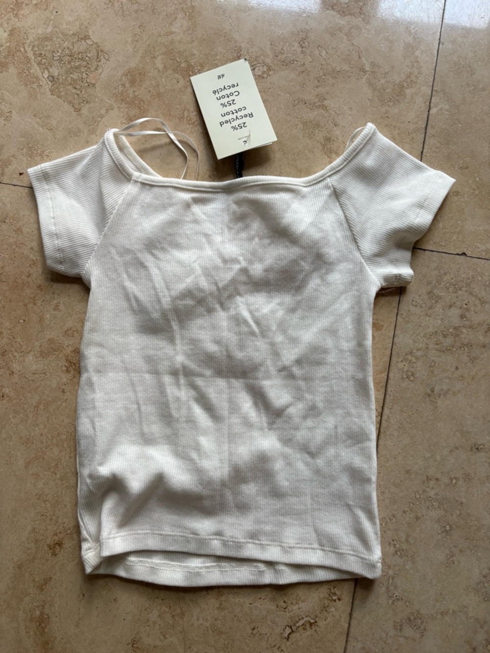 H&M Ribbed Off-Shoulder Cream Crop Top - Picture 4 of 4
